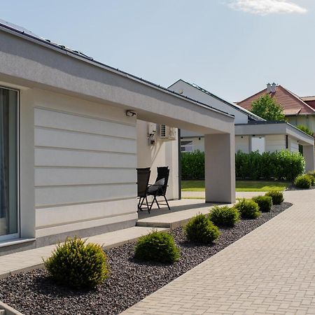 Twins Apartman Hévíz Exterior foto
